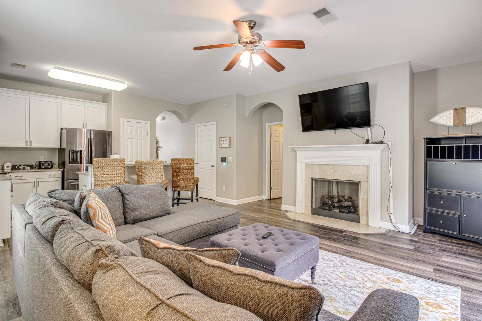 Spacious Pooler Home With Family-Friendly Perks Savannah Eksteriør bilde